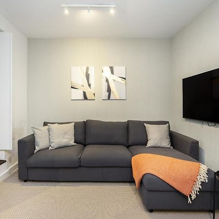 Whome Lisbon'S Best Kept Secret: 2-Bed W/Ac & Patio Buitenkant foto